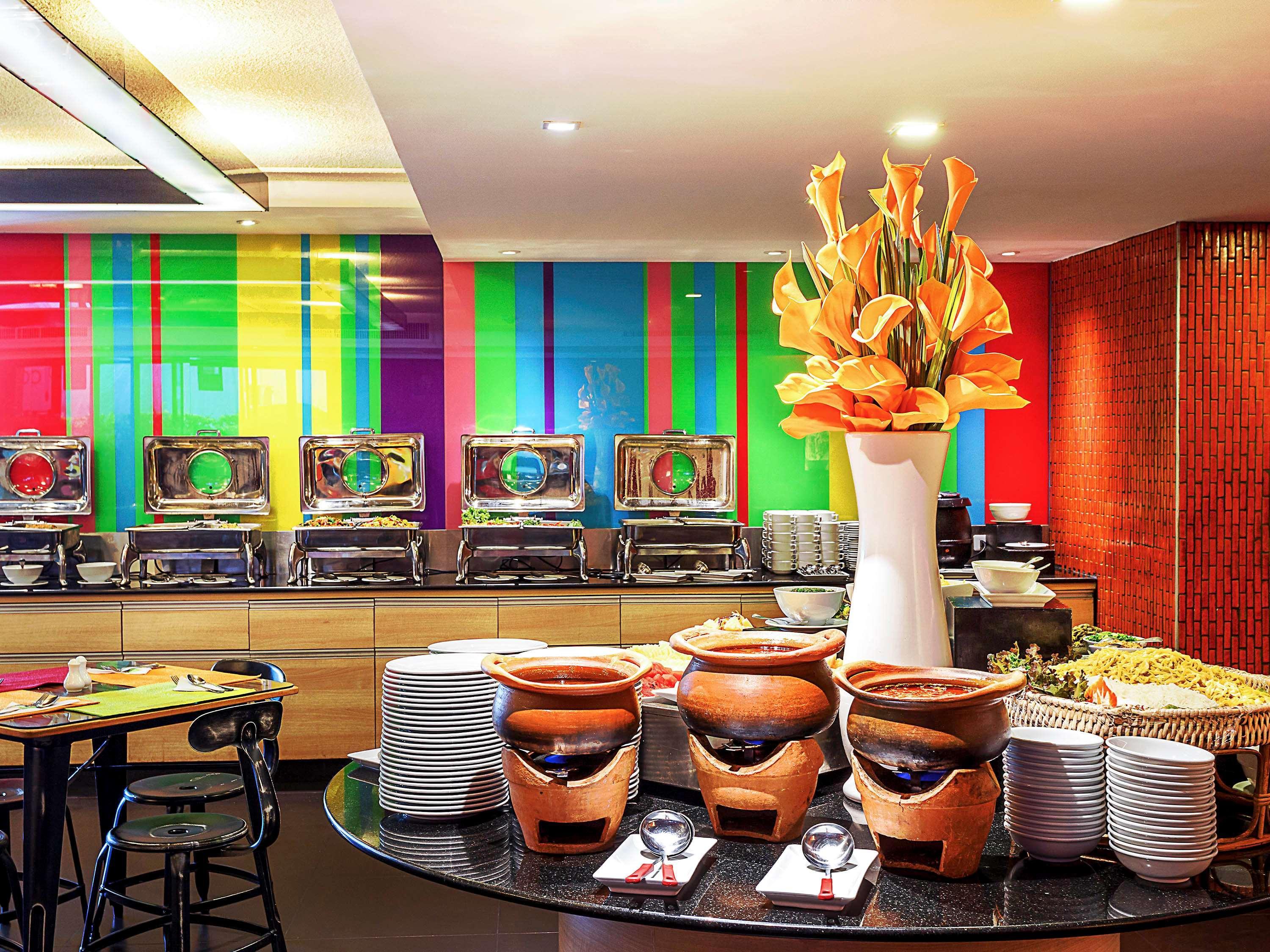 Ibis Styles Chiang Mai Hotel Exterior photo